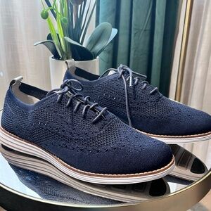 Women’s Cole Haan Women's OriginalGrand Stitchlite Wingtip Oxford Navy size 9